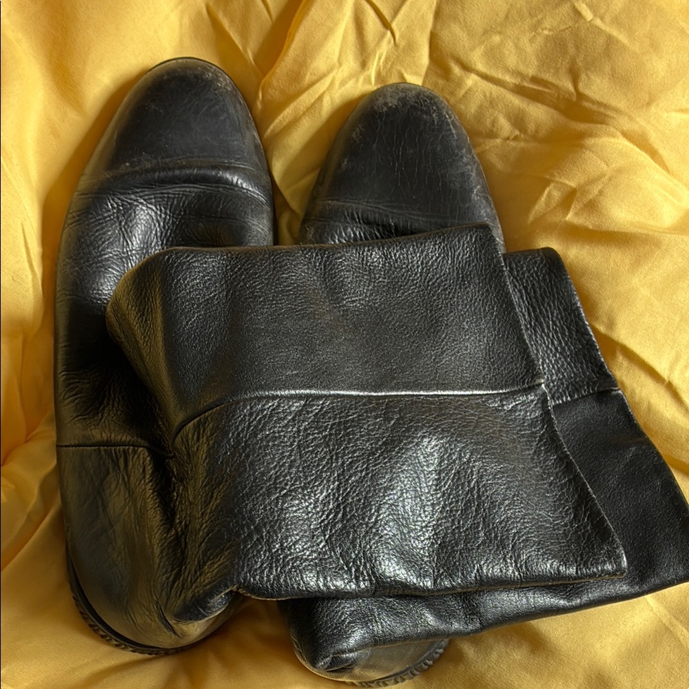 Black Leather Knee-High Boots size unknown